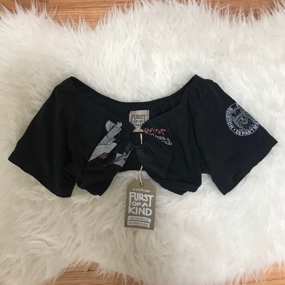 LF Vintage DARE Crop Top
